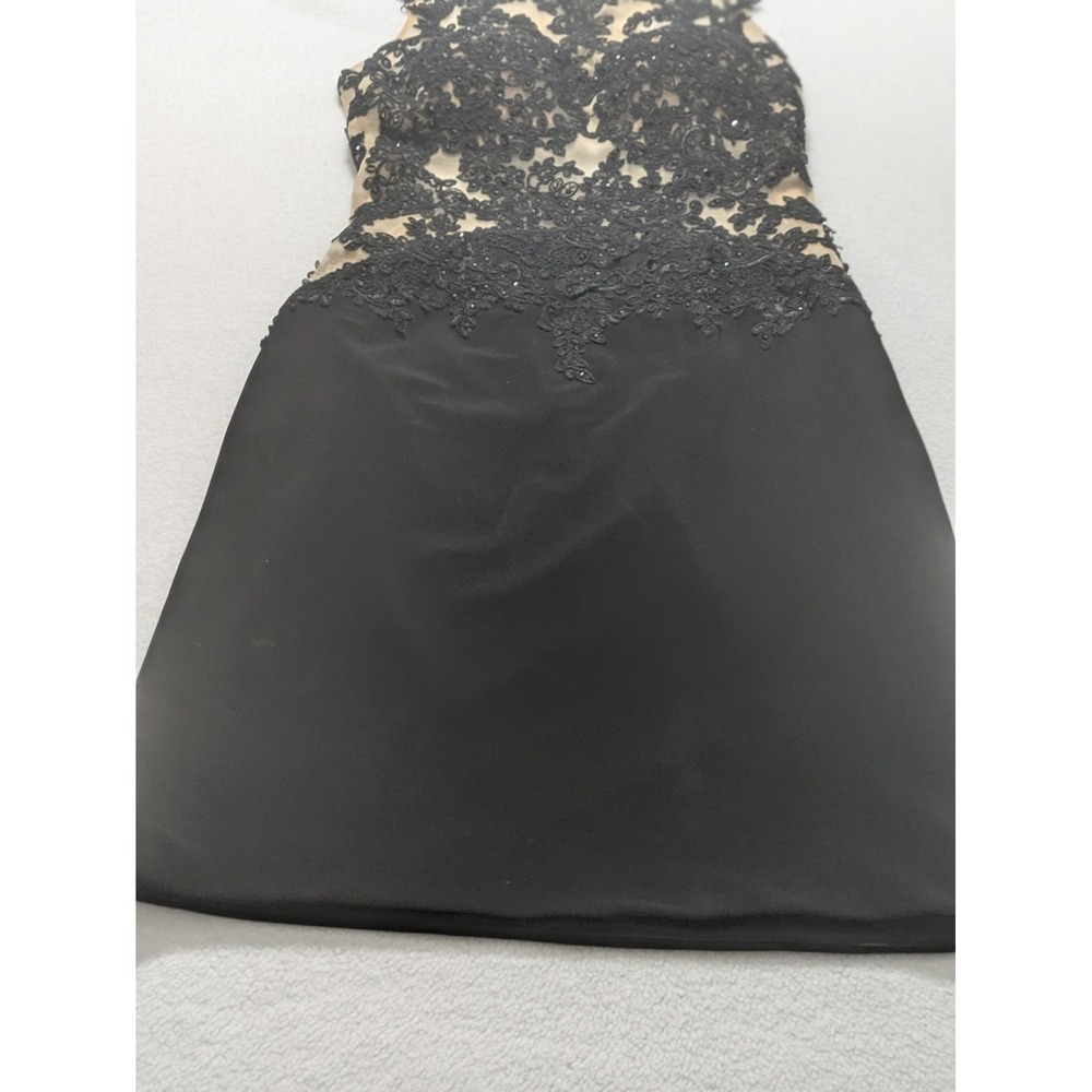Madison James Dress‎ Black sequins Knee Length Hoco Prom Formal Cutouts Sz 4